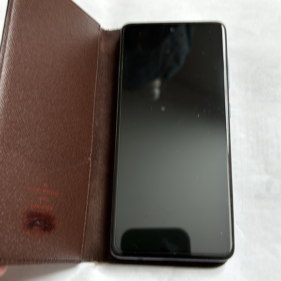 LV phone holder - Picture 5 of 6